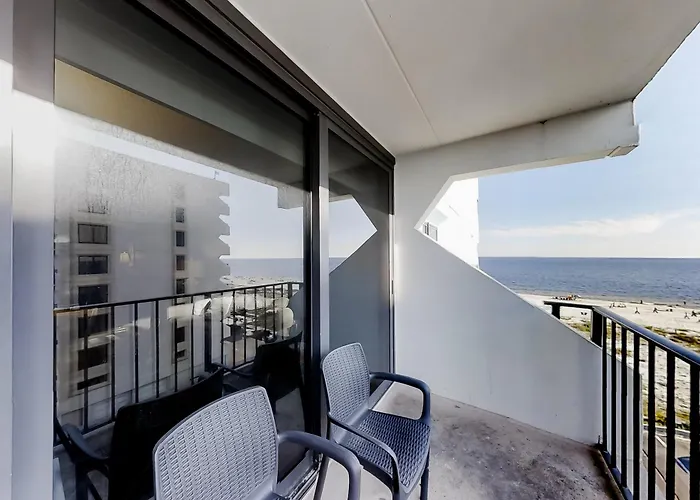 Apartment Island Winds East Ii *